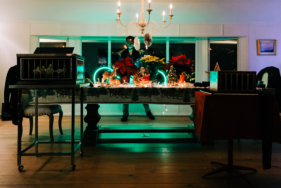 magician for holiday events in oragne county