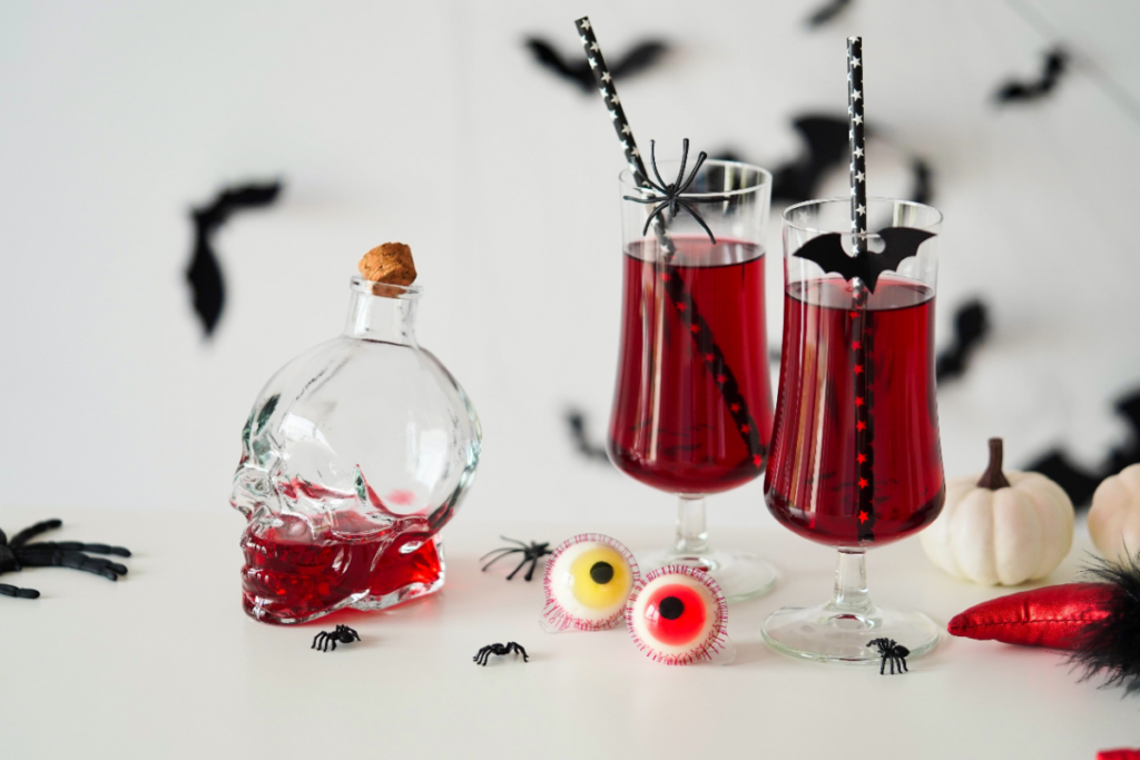 tips for throwing a halloween party